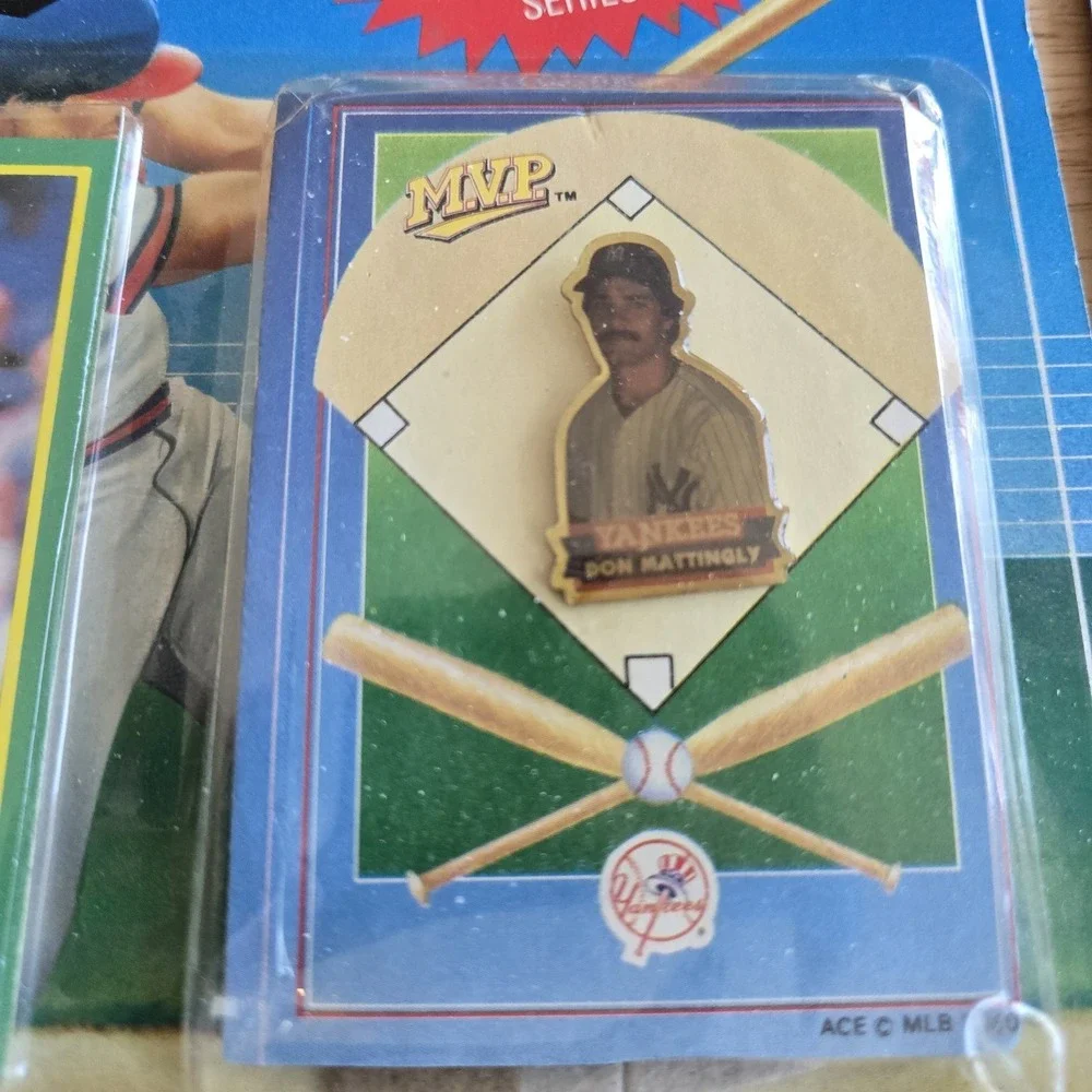 Lot‎ of 3 1990 MLB MVP Major League Players Collector Pin Series- Unopened